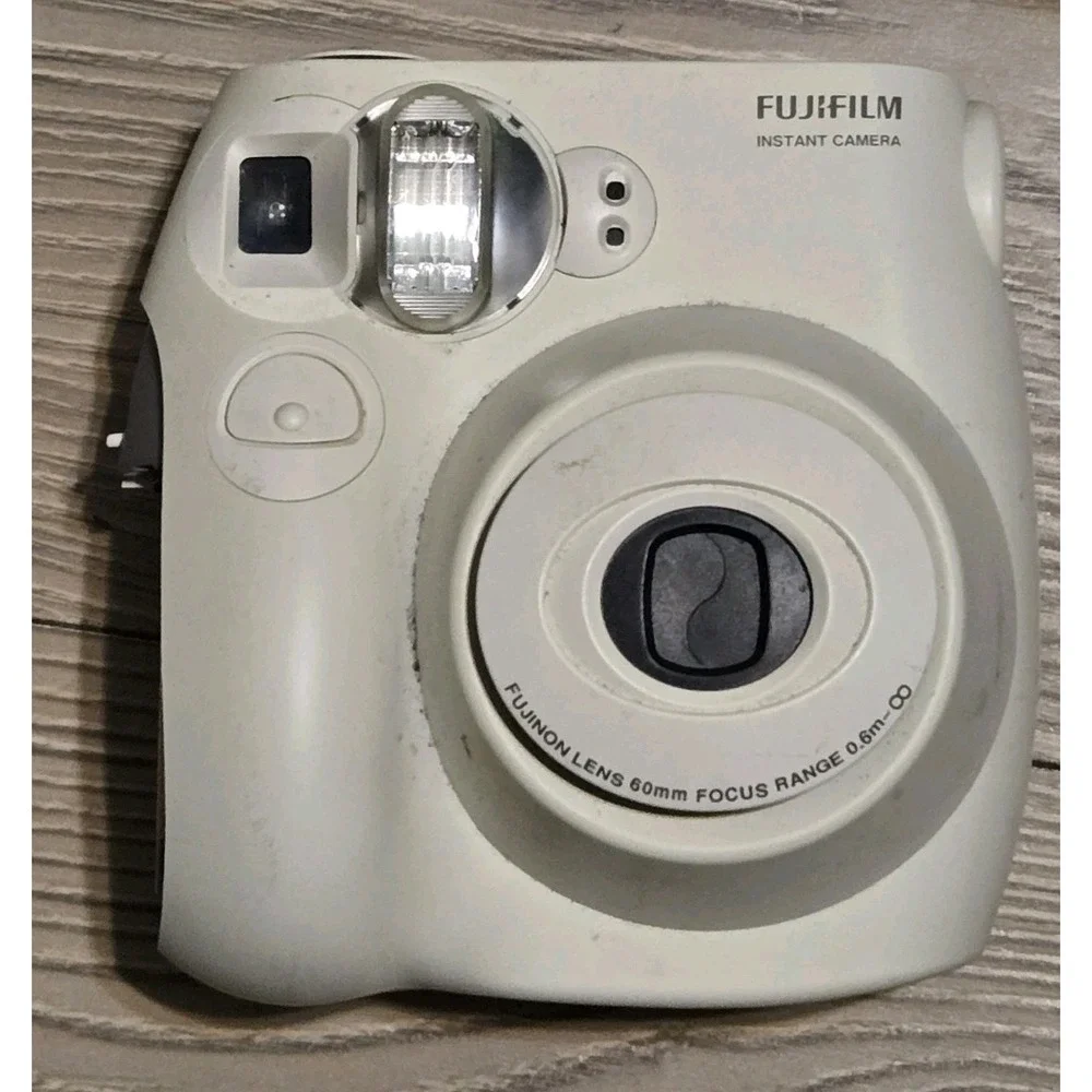 Fujifilm Instax Mini 7S Instant Camera White For Parts Or Repair - Powers On‎